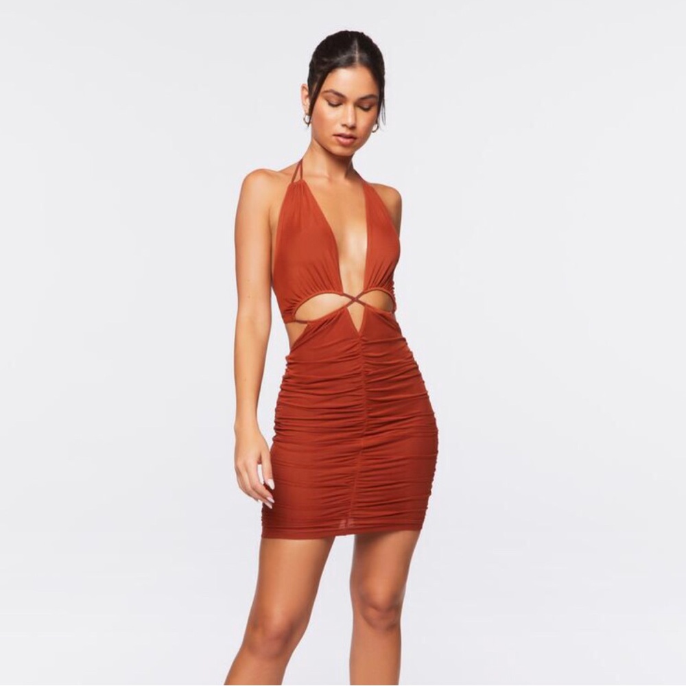 Ruched Mini Bodycon Dress - NEW WITH TAG ( Forever 21 )